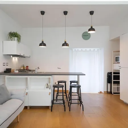 Andrea's By Dimorra Apartment *