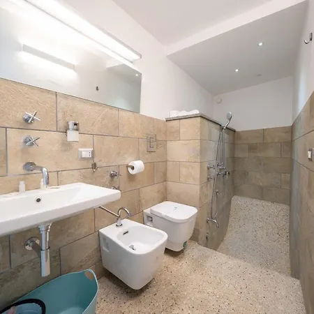 Andrea's By Dimorra Apartment *