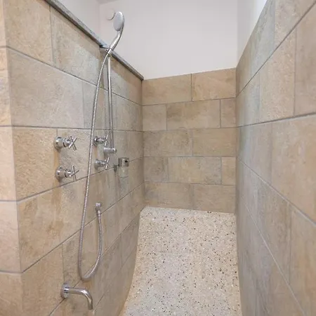 Andrea's By Dimorra *